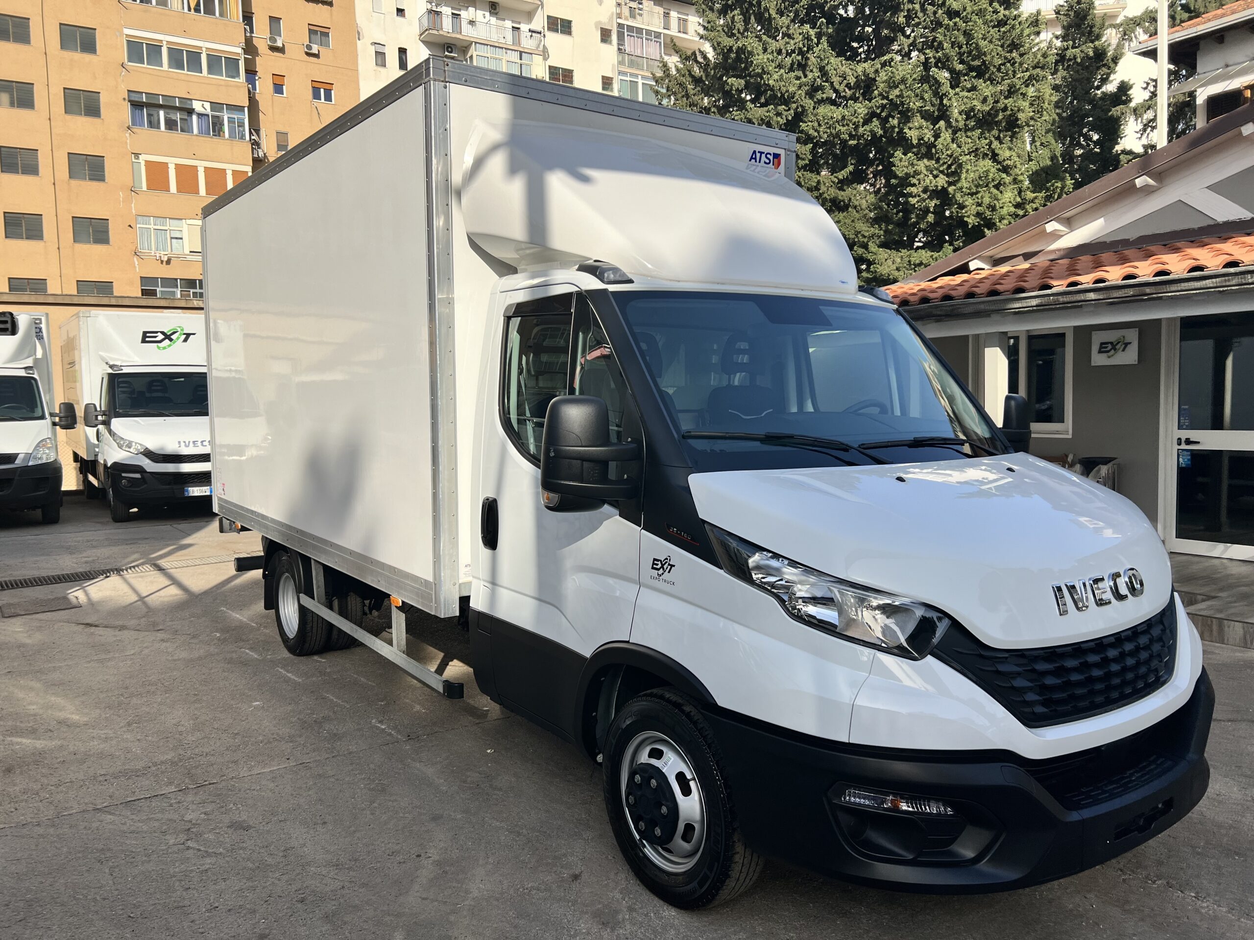 Iveco Daily 35C16 cassa e pedana